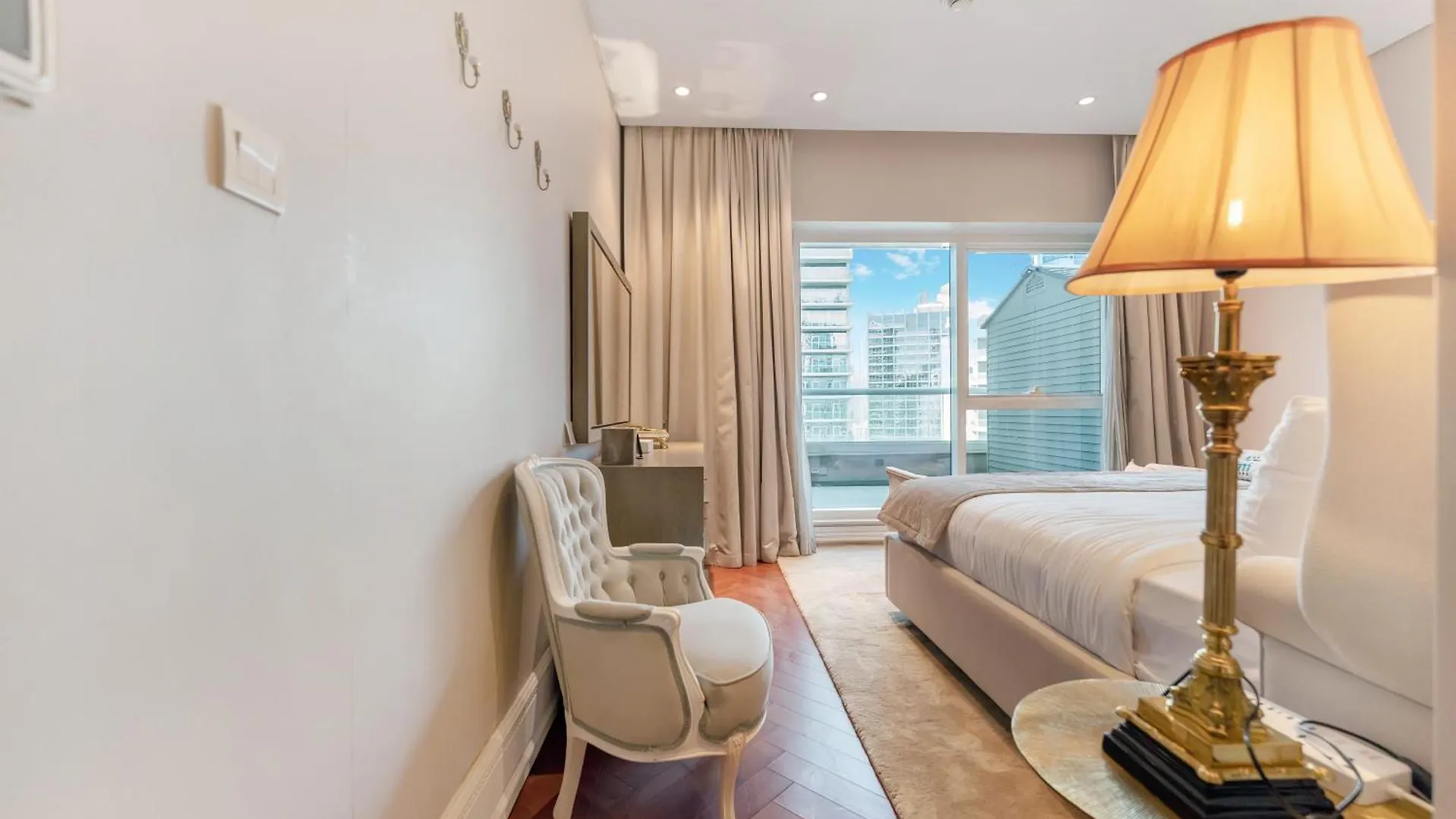 Apartment Fam Living - Waters Edge Huge Terrace With Canal Views Dubai