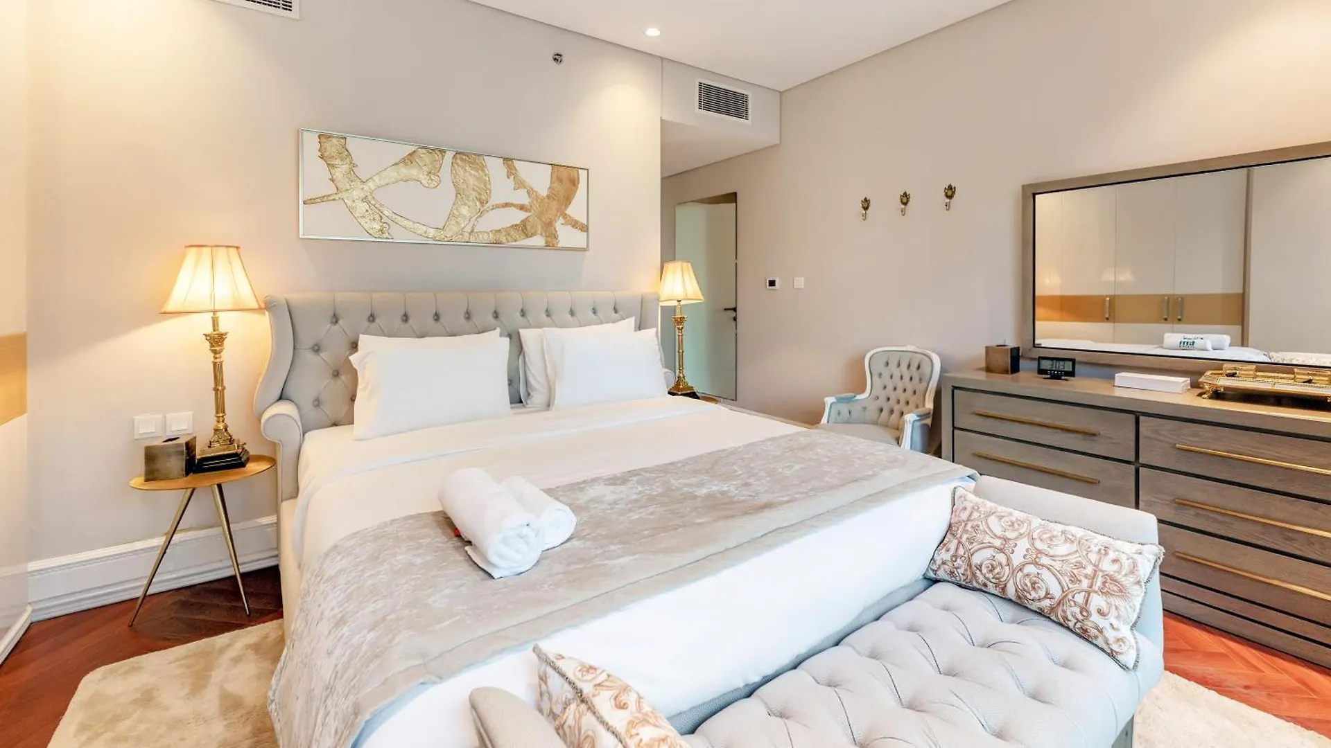 Fam Living - Waters Edge Huge Terrace With Canal Views Dubai United Arab Emirates